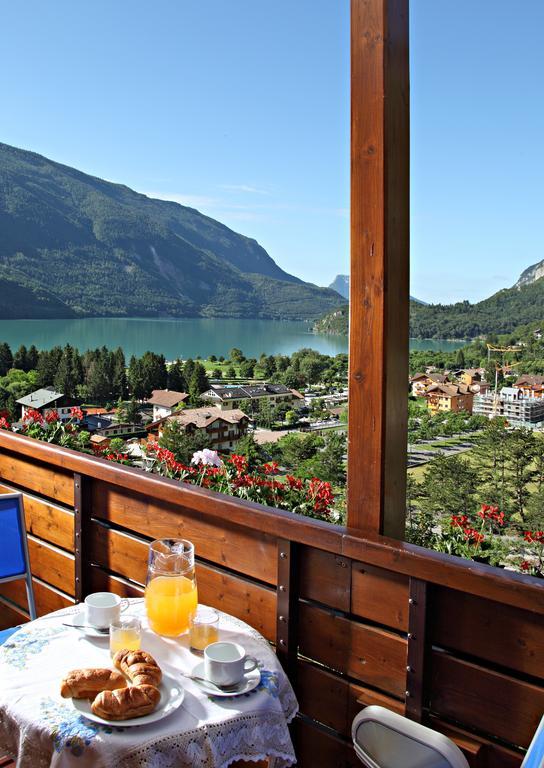 Residence Villa Erica Molveno Eksteriør bilde